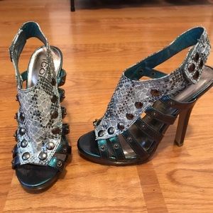 Icora Python Teal Statement Heels